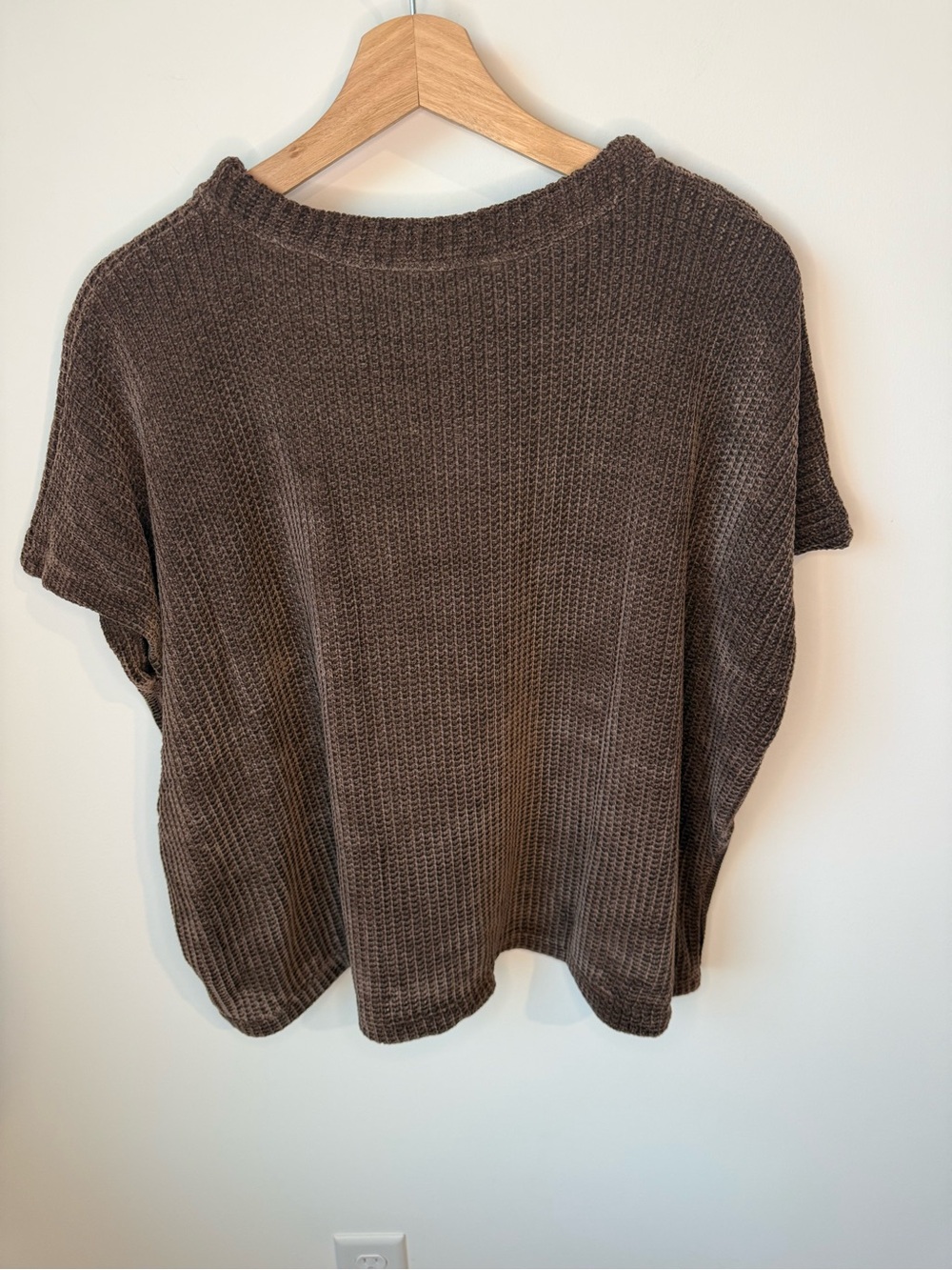Brand New Zenana Brown (Chocolate) Waffle Knit Pocket Sweater | M - Picture 4 of 4